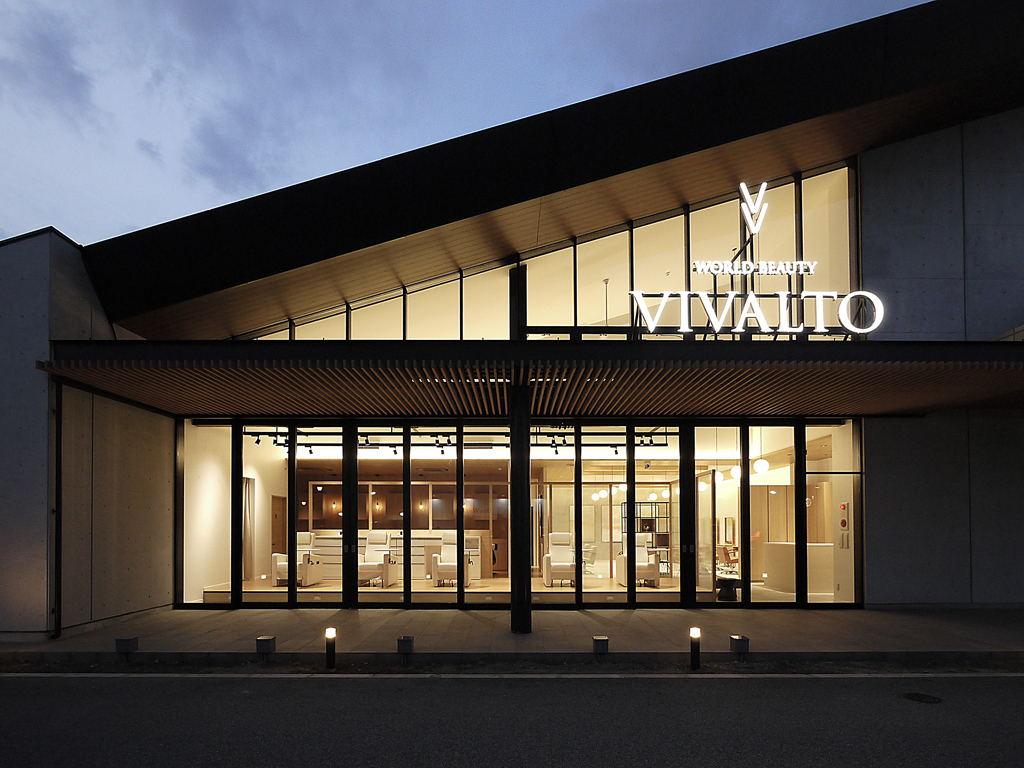 WORLD BEAUTY VIVALTO 宝塚店